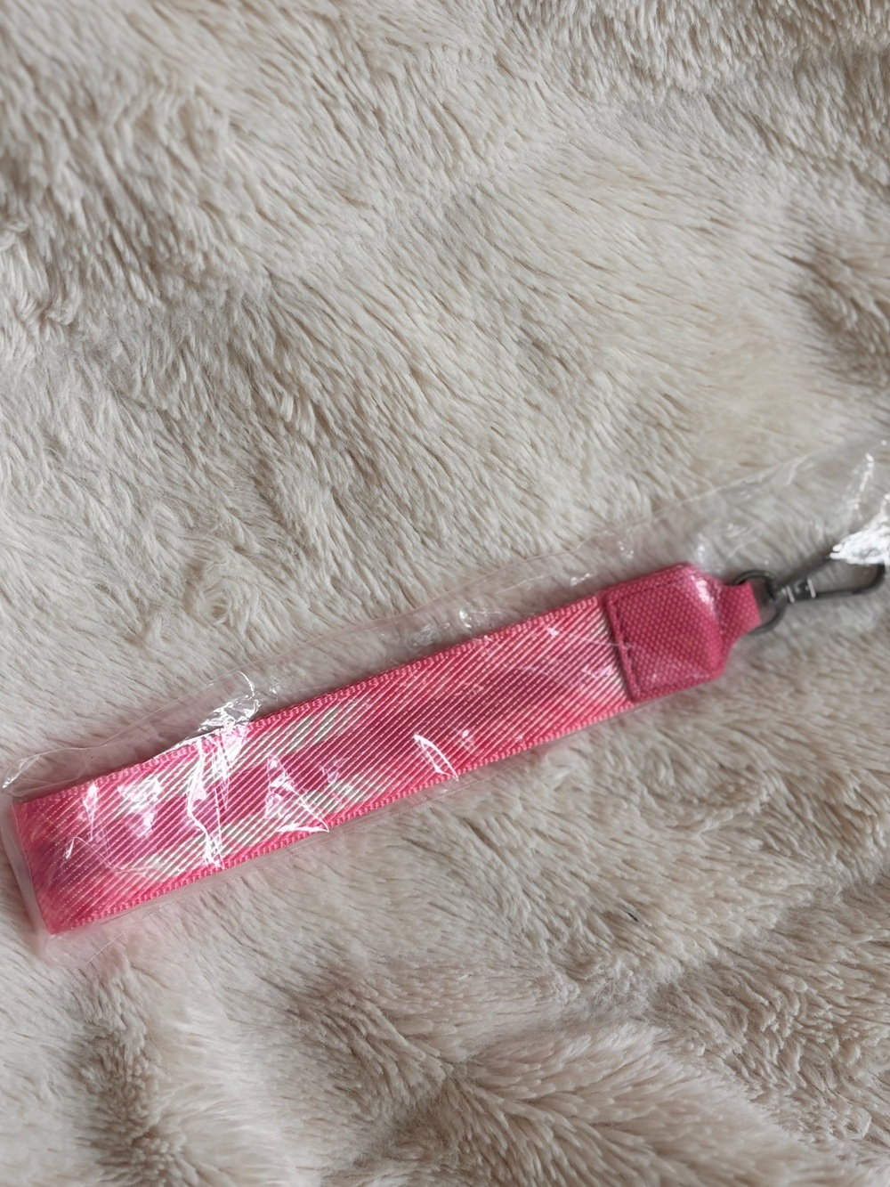 NWT Lug Sashay Wristlet Strap - Pink Tourmaline with Matte Luxe Accent